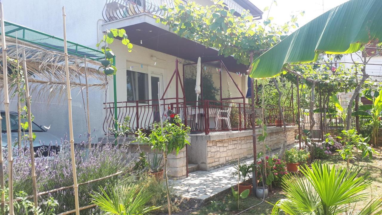 Levak Apartments - Apt. 2 Пьешчана-Увала Экстерьер фото